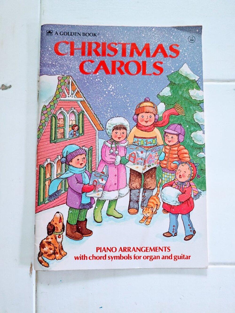 VTG A Golden Book Christmas Carols 1981 Piano Organ Guitar Songbook Softcover